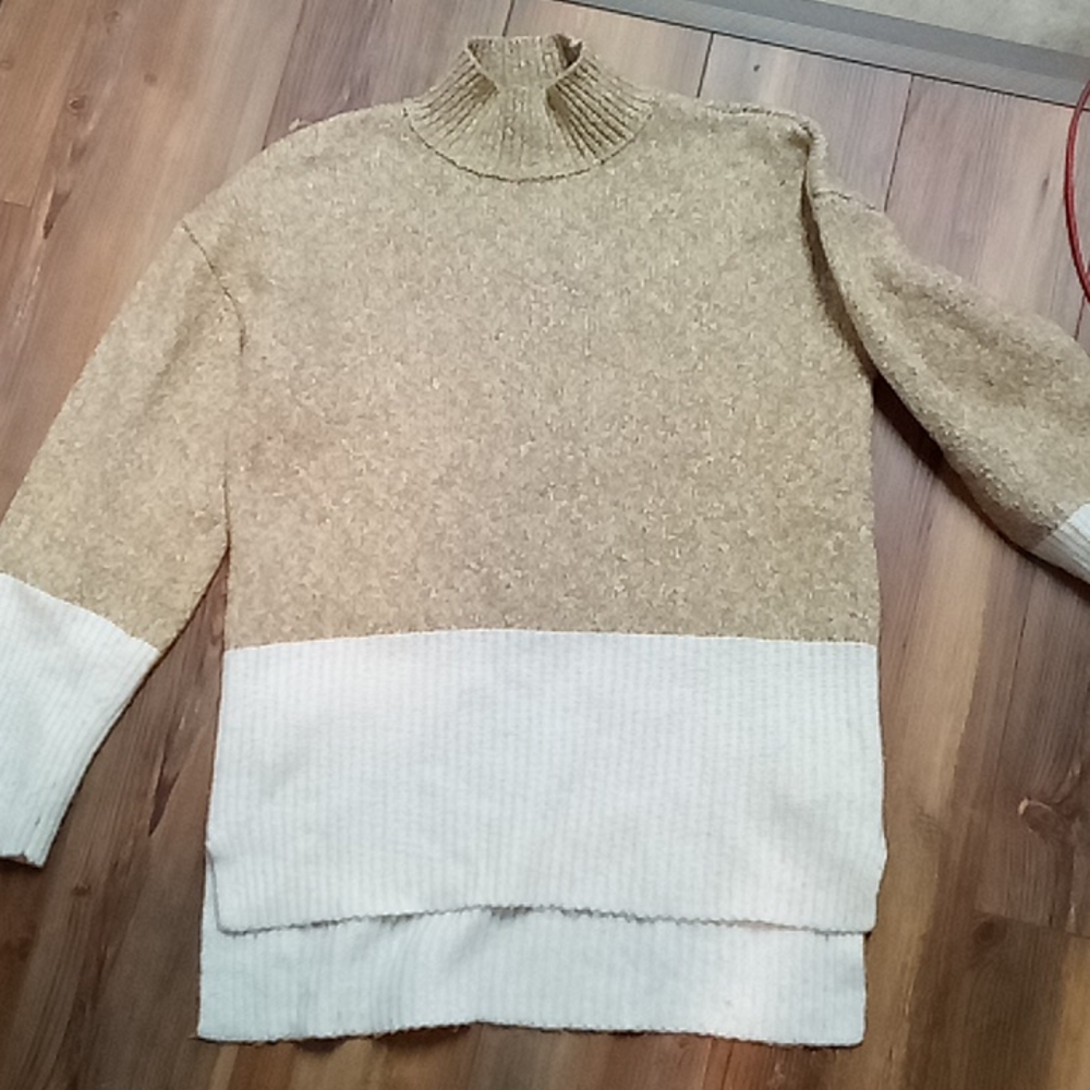 Michael Kors sweater small